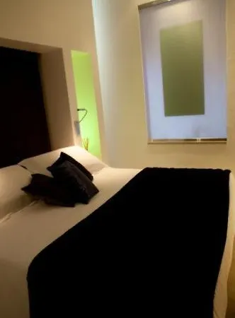 Bed & Breakfast Face To Face House