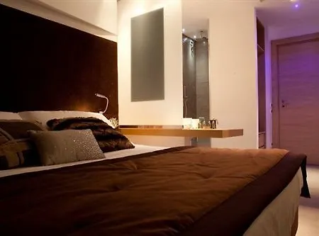 Face To Face House 3* Rome