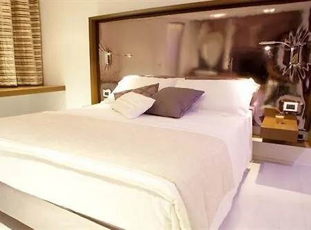 Bed & Breakfast Face To Face House