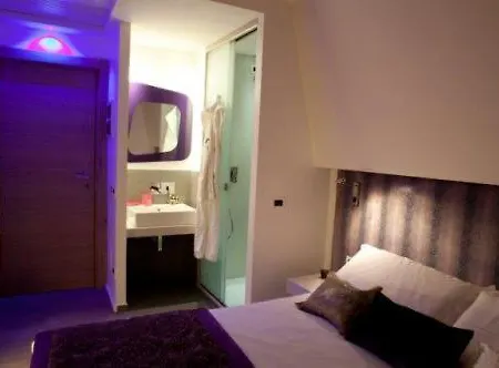Bed & Breakfast Face To Face House Rome