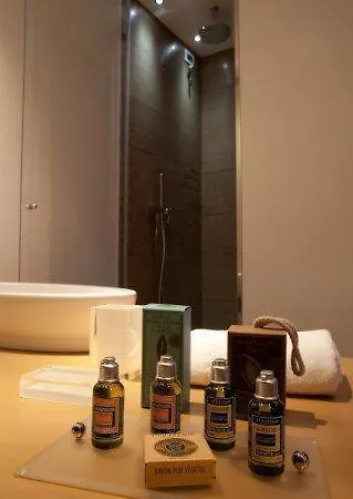 Face To Face House 3* Rome