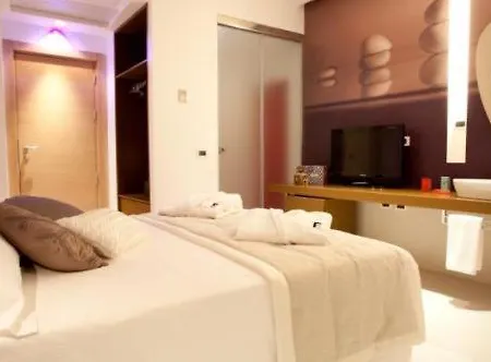 Face To Face House Bed & Breakfast Rom